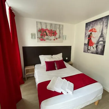 Hotel De Bordeaux 2*