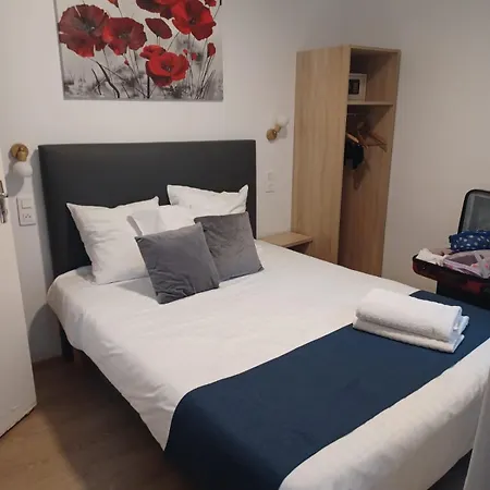 Hotel De Bordeaux 2*