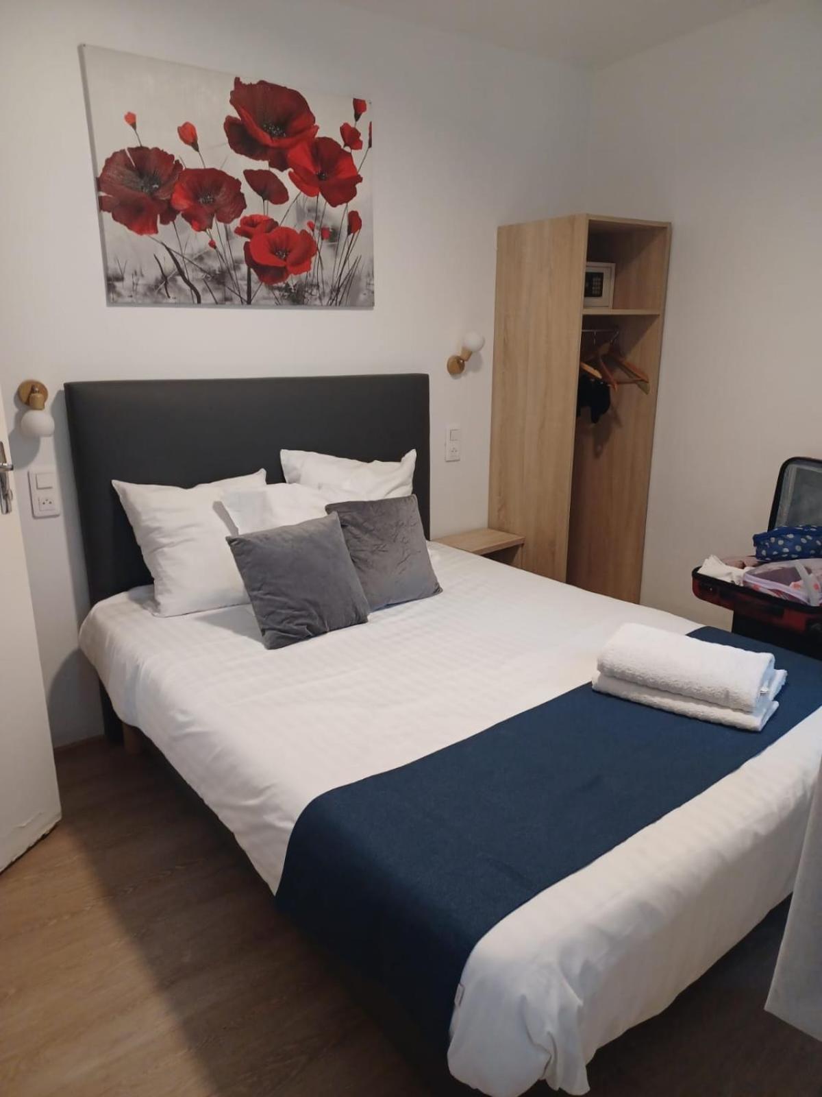 Hotel De Bordeaux 2*